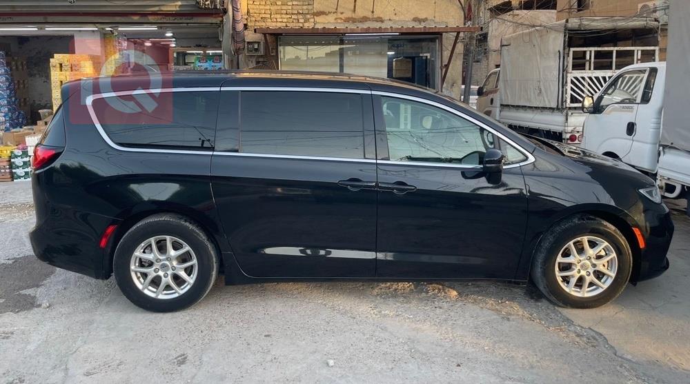 کرایسلەر پاسیفیکا